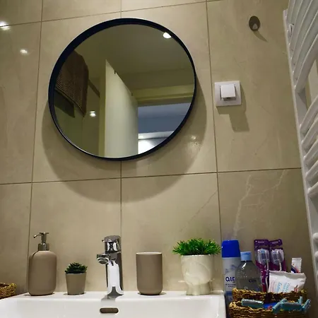 Maca Apartment *